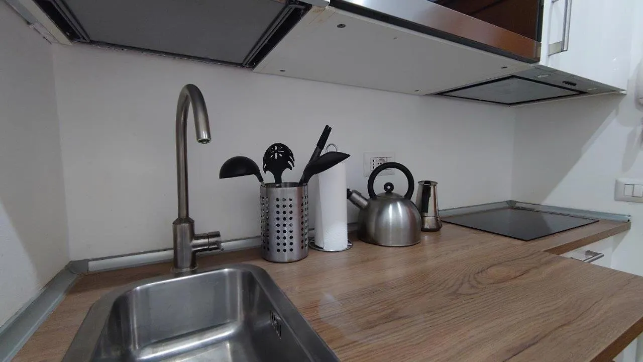 Monolocale In Corso Porta Nuova Apartment Milan Italy